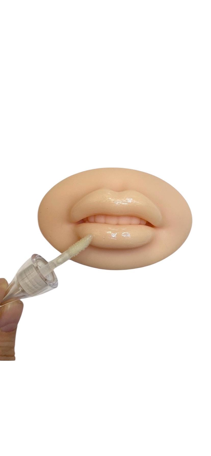 Strawberries n Champagne lip gloss 🍓🥂